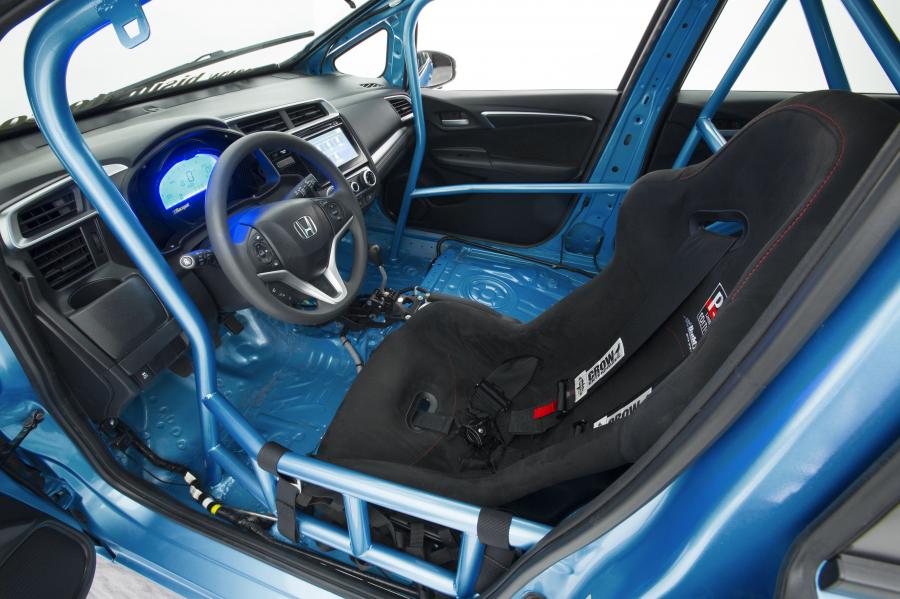  Honda Fit Turbo by Bisimoto Engineering 2014 года  (фото 4 из 5)